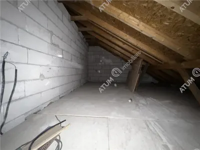 De vanzare apartament cu 2 camere si pod propriu intabulat in Selimbar zona Ion Ratiu - foto 11