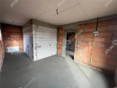 De vanzare casa individuala cu 4 camere 2 bai teren 300 mp situata in Sura Mica din Sibiu - foto 13