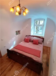 De inchiriat apartament unicat cu 2 camere langa Piata Mare din Sibiu - foto 6