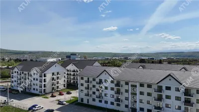 Apartament cu 3 camere decomandate 2 bai terasa si balcon la etajul 2 zona Pictor Brana - foto 12