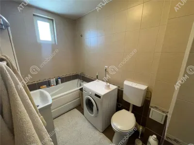 De vanzare apartament cu 2 camere balcon loc parcare si pod propriu in Selimbar Sibiu - foto 9