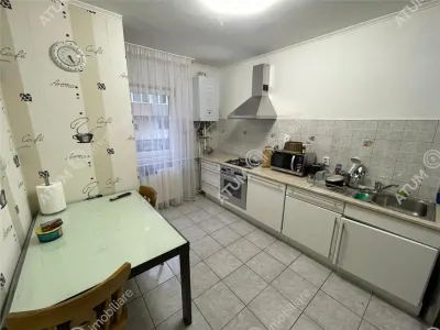 De vanzare apartament cu 3 camere decomandate si pivnita in zona Turnisor din Sibiu - foto 8