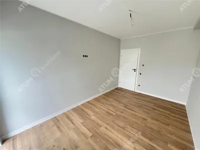 De vanzare apartament la cheie cu 3 camere decomandate 2 bai 2 balcoane si loc parcare in zona Pictor Brana Selimbar - foto 6