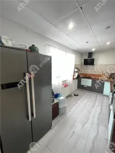 De vanzare casa individuala cu 5 camere 2 bai garaj amplasata pe teren de 290 mp situata in apropierea Mall Selimbar - foto 18