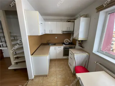 De vanzare apartament cu 4 camere decomandate si balcon in zona Strand din Sibiu - foto 9