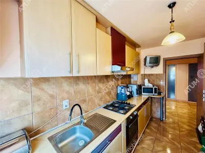 Apartament cu 3 camere decoamndate de inchiriat in zona Mihai Viteazu din Sibiu - foto 10
