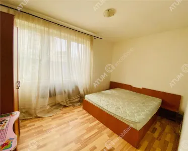 Se vinde apartament cu 3 camere de 72 mp si gradina in zona Vasile Aaron din Sibiu - Sibiu