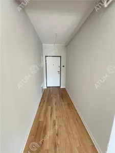 De vanzare apartament la cheie cu 3 camere gradina loc parcare zona Pictor Brana Selimbar - foto 8