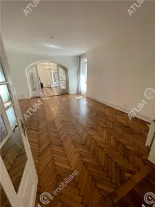 De inchiriat spatiu comercial cu vad stradal in zona ultracentrala din Sibiu - foto 2