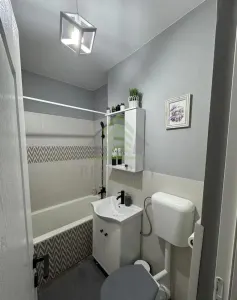 AP.2 CAM RENOVAT MOBILAT UTILAT SECTOR 1 ION MIHALACHE METROU 1 MAI - foto 7