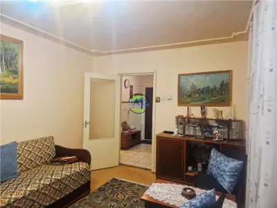 VEST - Eremia Grigorescu - Apartament 3 camere de Vanzare - foto 8