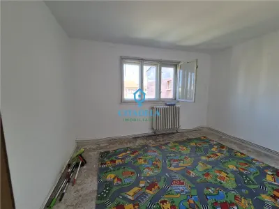 apartament , 2 camere Cetate Closca, 65000 euro - foto 4