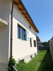 Casă de Vânzare S+P+M – Lancrăm 210 mp utili,170000 euro - foto 2