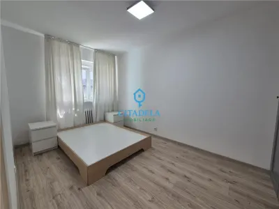 Apartament 2 camere Cetate,78500 euro - foto 2