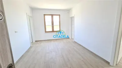 Apartament 3 camere bloc nouCetate ,65 mp utili,etaj 1, - Alba Iulia
