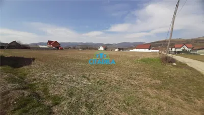 Teren de vanzare  - Ighiu 1000 mp,apa,gaz,curent,canalizare, 38000 euro - foto 2