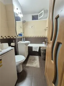 Apartament 2 camere, decomandat Cetate 90000 euro - foto 5