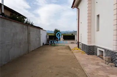 Casă cu piscină și garaj în Micești – Orizont 249.000 € - foto 11