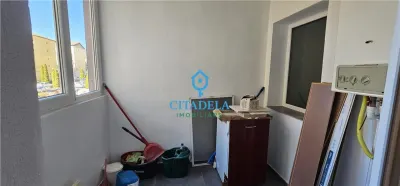 Apartament 3 camere, decomandat,Cetate etaj 1, recent renovat - foto 10