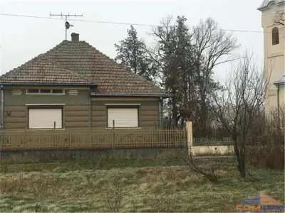Casa de vanzare in Boghis - foto 1