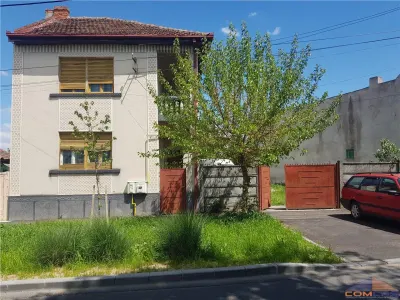 Casa cu teren 500 mp pe strada Liviu Rebreanu - Satu Mare