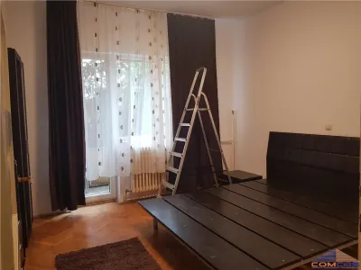 Inchiriez apartament 4 camere - foto 5