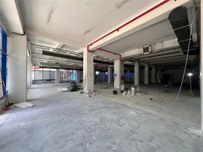 Spatii comerciale vitrate parter, centru Iasi, de la 440mp la 880mp - foto 6