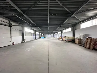 Hala Iasi CUG, de la 300mp la 944mp, langa Vama Iasi, Kaufland - foto 14