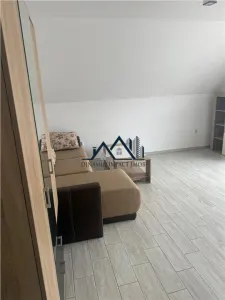 ichiriere studio , Strada Christian Pomarius nr. 7 din Brașov (zona Tractorul, aproape de Coresi Shopping - foto 2