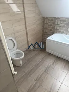 ichiriere studio , Strada Christian Pomarius nr. 7 din Brașov (zona Tractorul, aproape de Coresi Shopping - foto 7