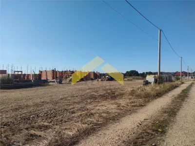 Teren intravilan de vanzare in Vladimirescu - foto 1