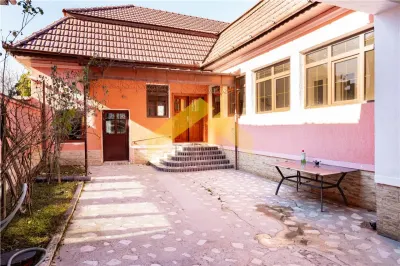 Casa in zona Parneava 5 camere de vanzare - foto 4