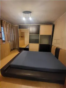 Apartament 2 Camere, etaj 2 din 4, zona Primarie - foto 4