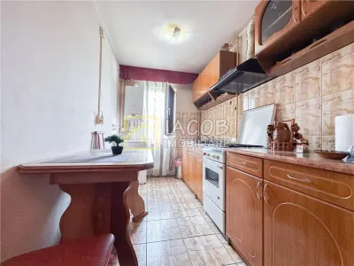 Apartament 2 camere semidecomandat, de vanzare — Aleea Visinului, Bacau - foto 3