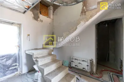 Casa la gri si teren 1070 mp, loc Dumbrava(Itesti), jud Bacau - foto 19