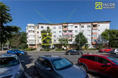 Apartament 3 camere decomandate, central,str. 9 Mai Bacau - foto 2