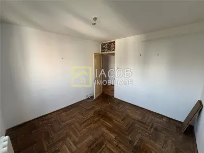 Apartament 3 camere decomandate, 73 mp, Narciselor 6, Bacau - foto 9