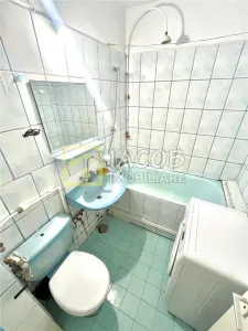 Garsoniera, str. Garii, Bacau - foto 11