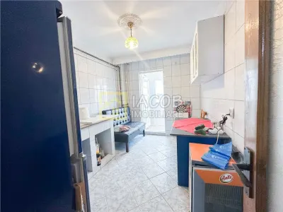Apartament 3 camere decomandate de vanzare | Parter |Strada Milcov, Bacau - foto 5