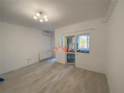 Vanzare garsoniera  Avangarde City ! - foto 3