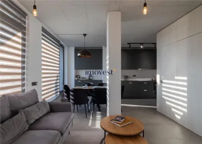 De inchiriat: Penthouse cu 3 camere - foto 3