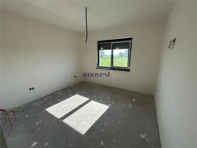 Casa Noua intre Martinesti si Odoreu | 90 mp Utili | 3 Dormitoare | Teren 350 mp | Incalzire in Pardoseala | 109.500 euro - foto 16