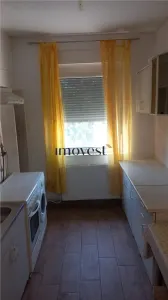 De inchiriat: Apartament cu 2 camere in zona Central - foto 4