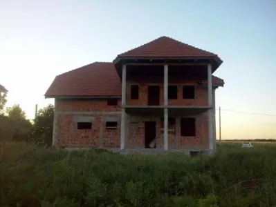 Casa de vanzare - foto 1