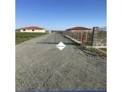 Teren intravilan cu autorizatie de construire - foto 5