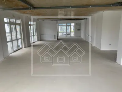 Spatiu comercial in Sibiu - 172 mp utili - zona Calea Surii Mici - foto 4