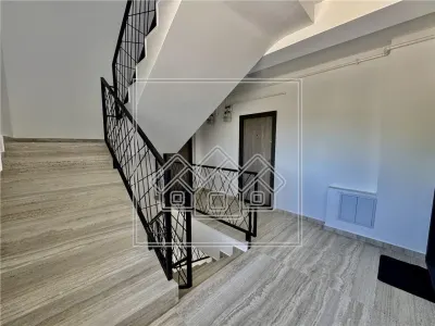 Penthouse 102, mp 3 camere + balcon,partial mobilat, intabulat - foto 16