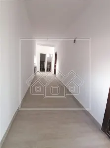 Spatiu birouri/ centru medical/ afterschool - 200 mp - Selimbar - foto 13