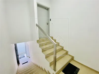 Spatiu de birouri, finisat modern, 4 parcari - Scoala de Inot - foto 10