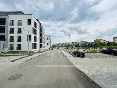 Ap. 2 camere, incalzire pardoseala, bloc nou cu lift, zona buna - foto 2
